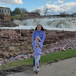 Meet your Posher, Karolyn